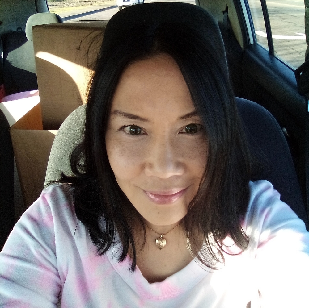 Meet your Posher, Kimberly - Picture 2 of 16